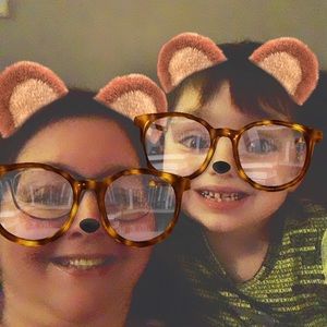 Meet your Posher, Suzanne